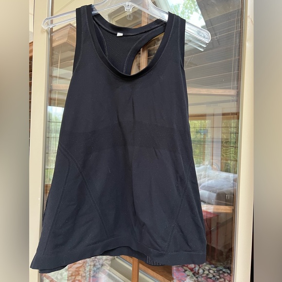 Athleta Tops - Athleta tank size 16